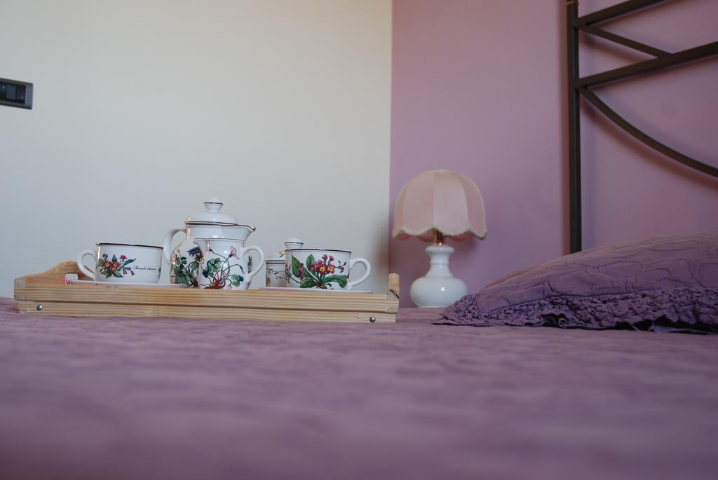 Agriturismo Paitin Άλμπα Δωμάτιο φωτογραφία